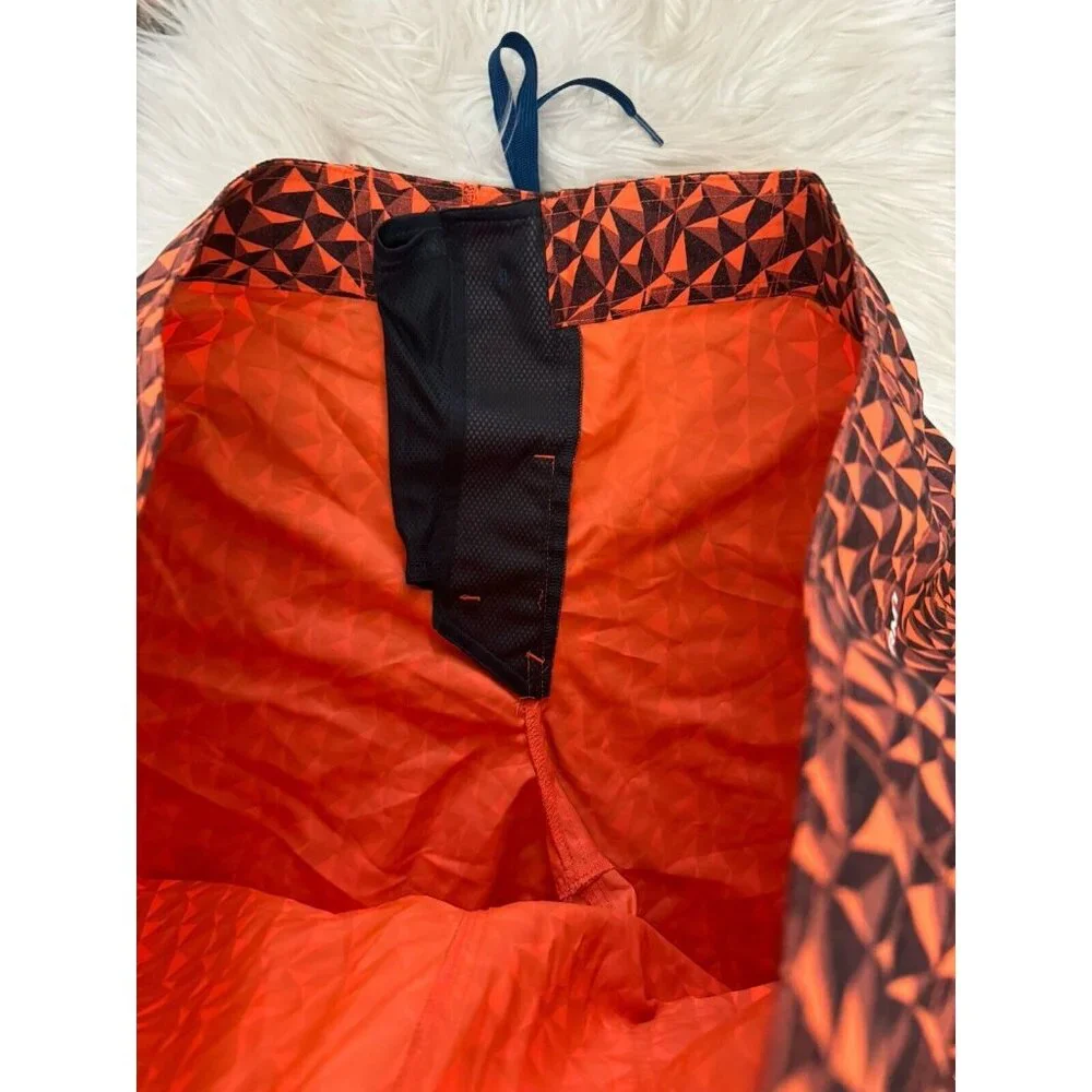 Under‎ Armour UA Bergwind Board short Swimsuit Beta Orange Storm Sz 42 Heat Gear